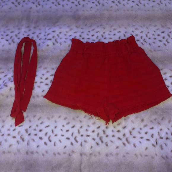 Red tie shorts - Picture 9 of 10